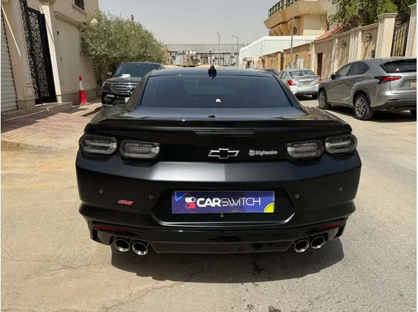 Car image 6