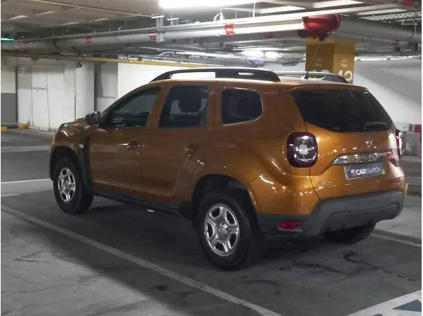 Car image 7