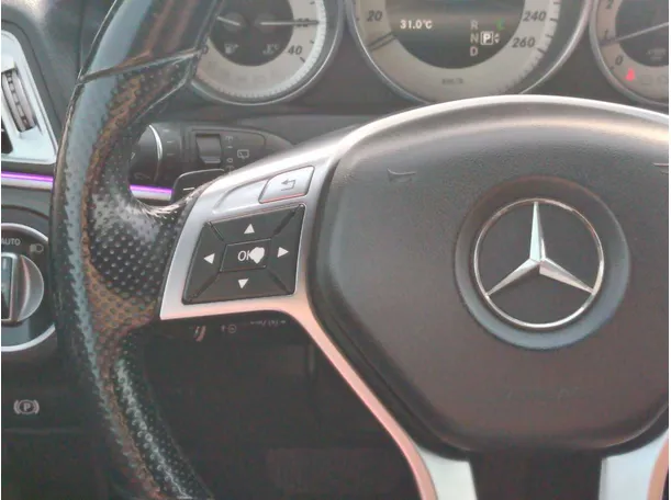 Car image 27