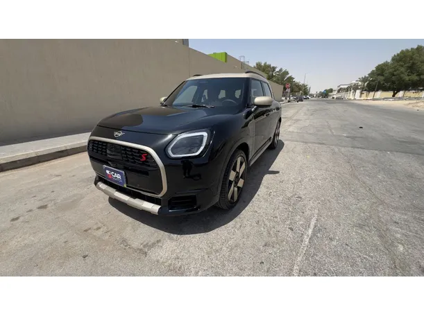 2024 MINI Countryman in Riyadh