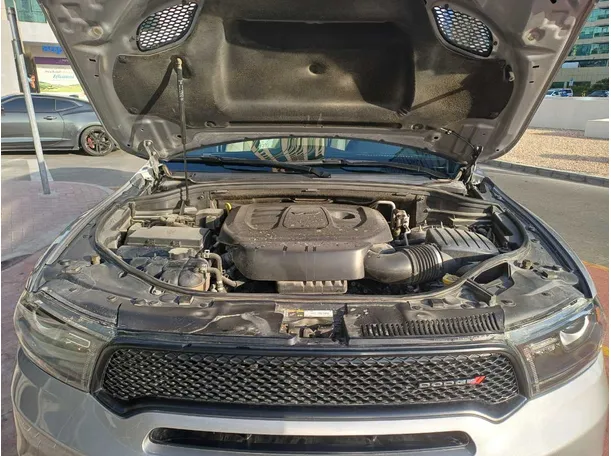 Car image 25