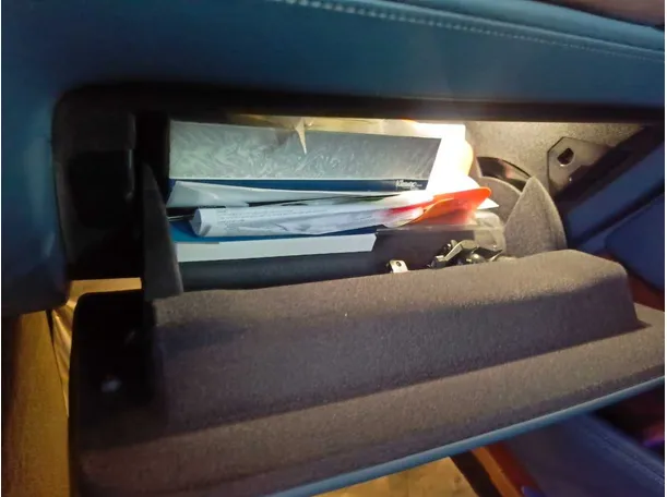 Car image 35