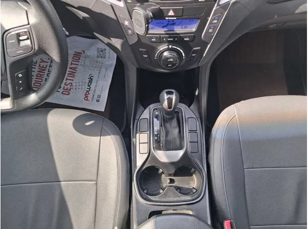 Car image 17