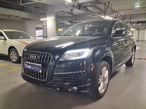 2015 أودي Q7 في أبوظبي