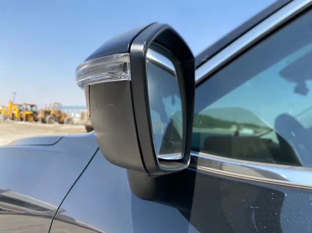 Car image 22