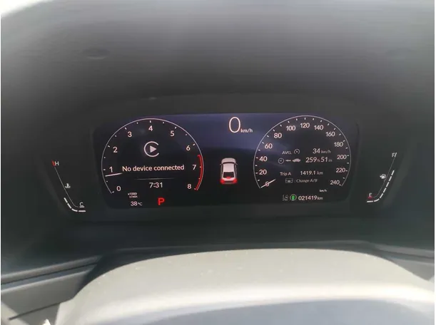 Car image 18