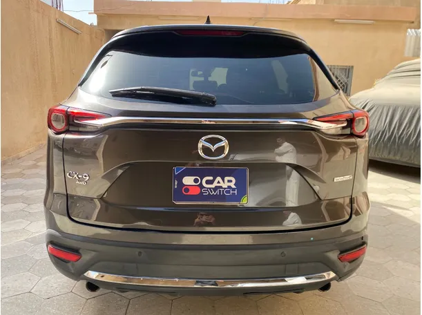 Car image 6