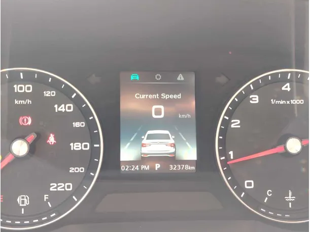 Car image 25