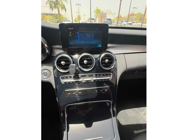 Car image 31