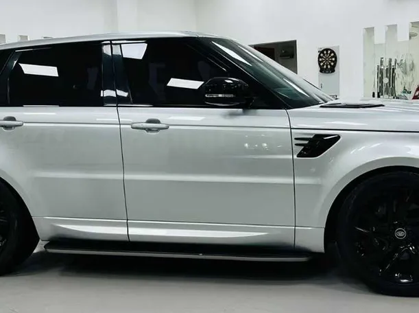 Car image 6