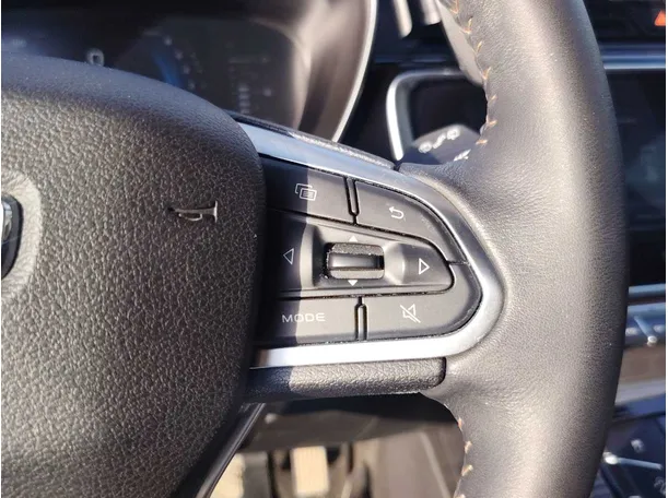 Car image 29
