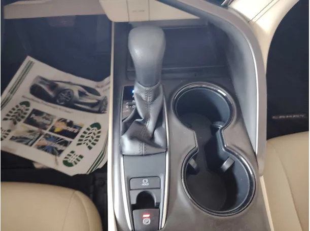 Car image 22