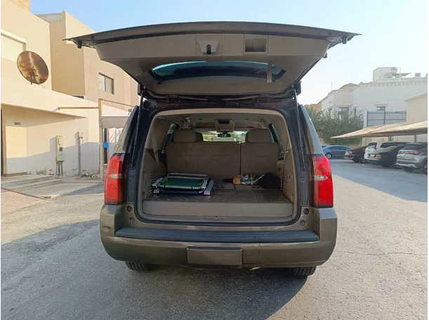 Car image 26