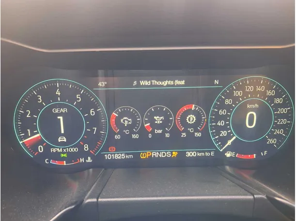 Car image 16