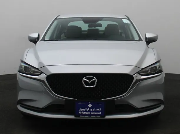 Car image 11
