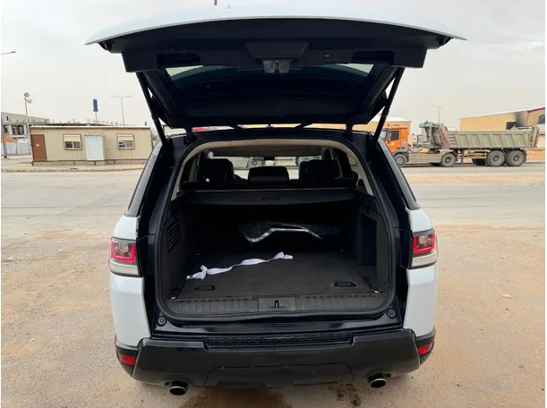 Car image 21