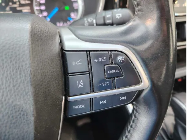 Car image 43