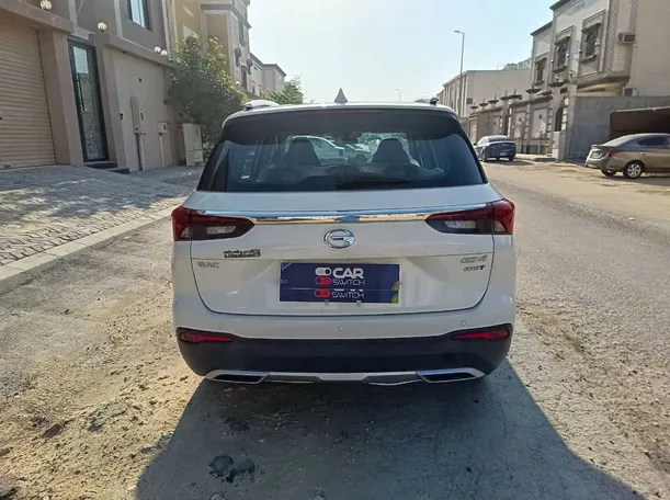 Car image 6