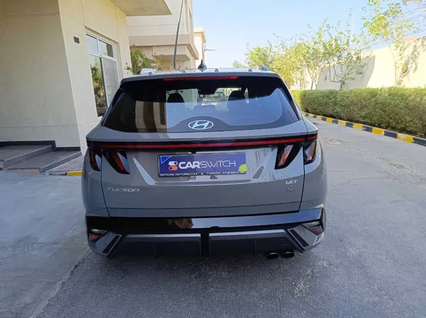 Car image 6