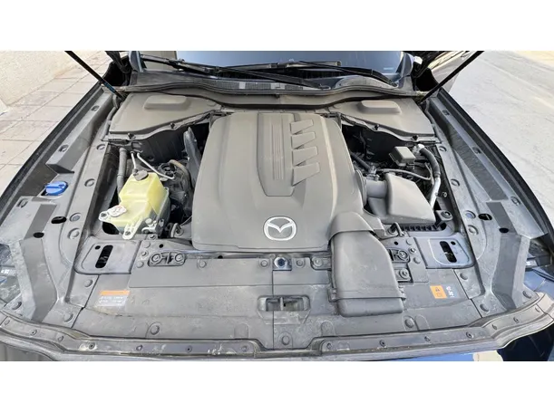 Car image 27