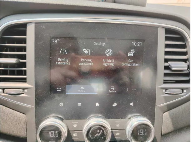 Car image 28