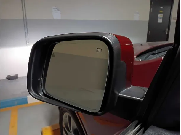 Car image 23