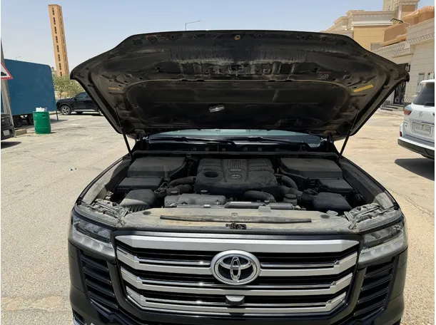 Car image 29