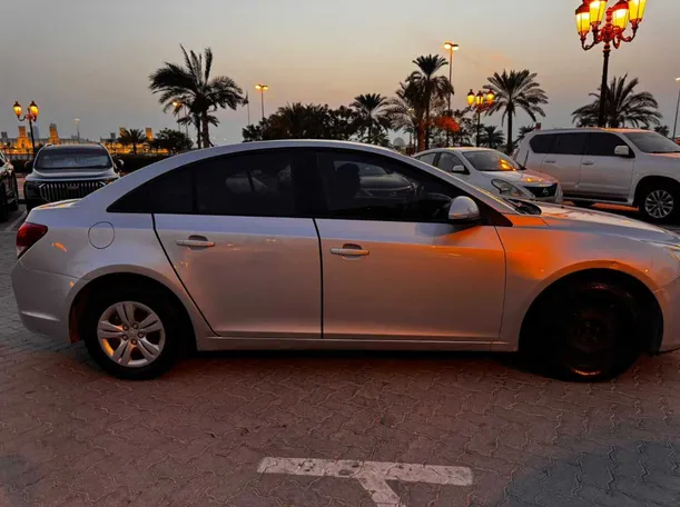 Car image 7
