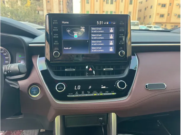 Car image 16