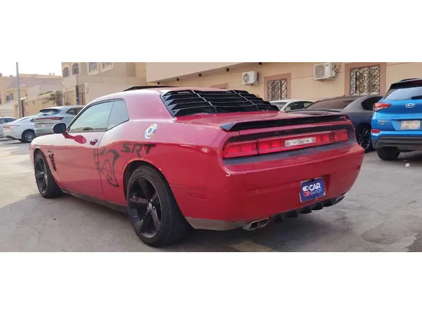 Car image 7