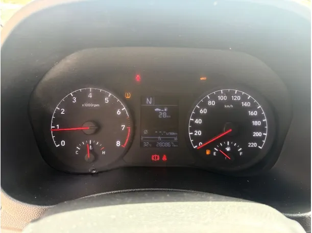 Car image 23