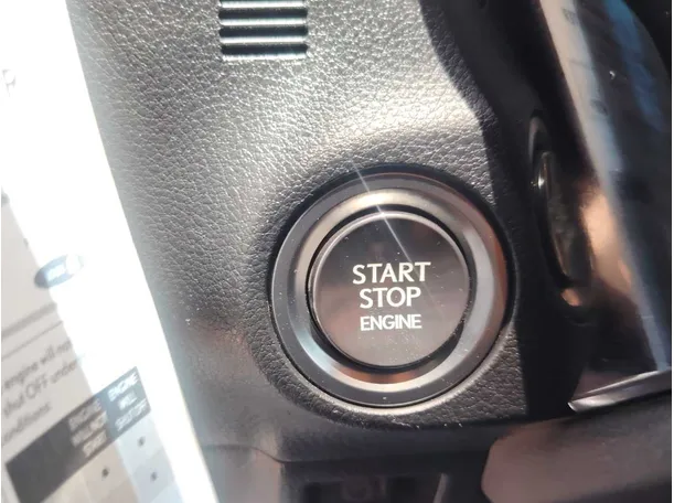 Car image 27
