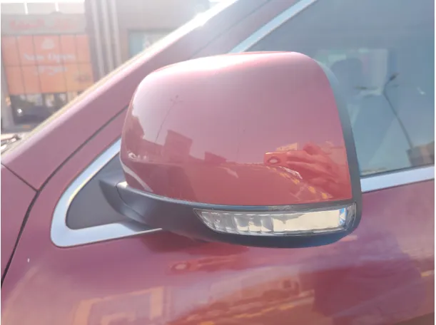 Car image 33