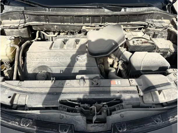 Car image 30