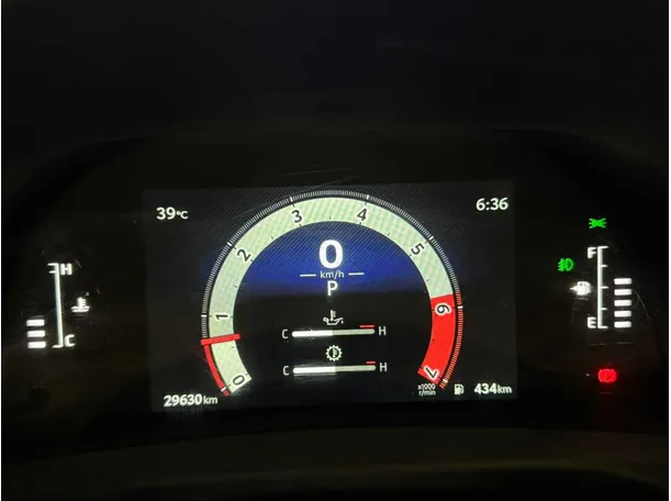 Car image 19