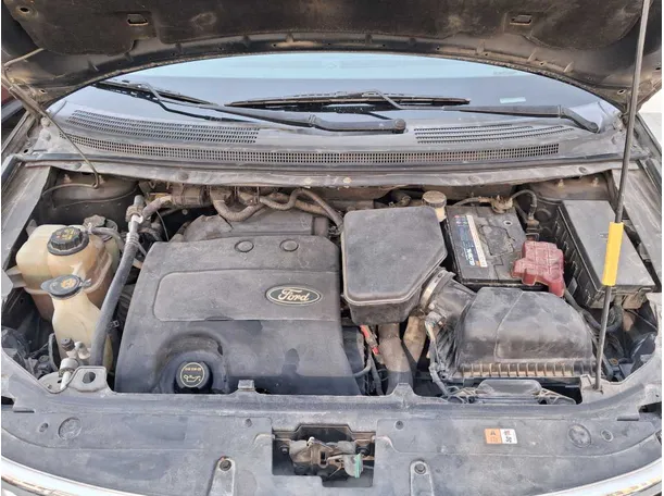 Car image 18