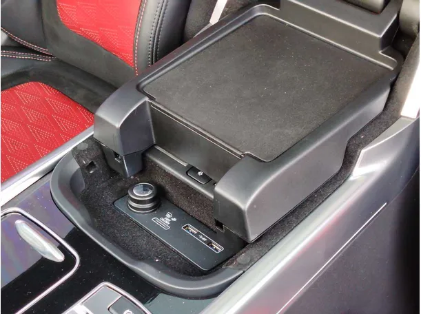 Car image 39