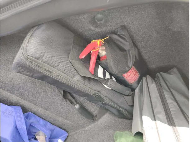 Car image 36