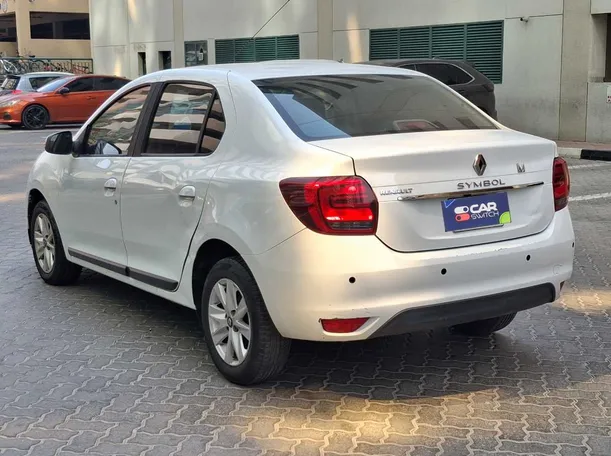 Car image 7
