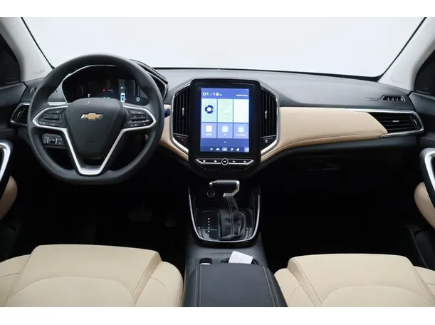 Car image 14