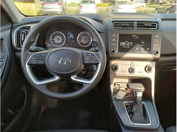 Car image 17