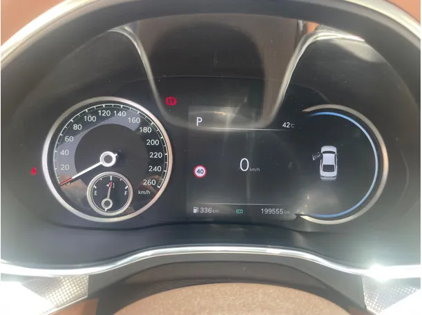 Car image 23