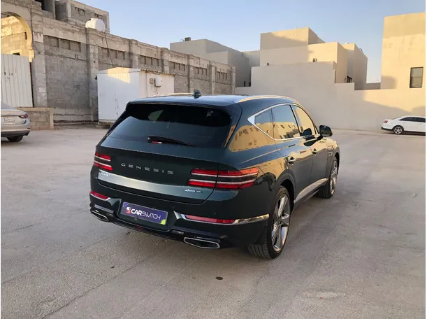 Car image 5