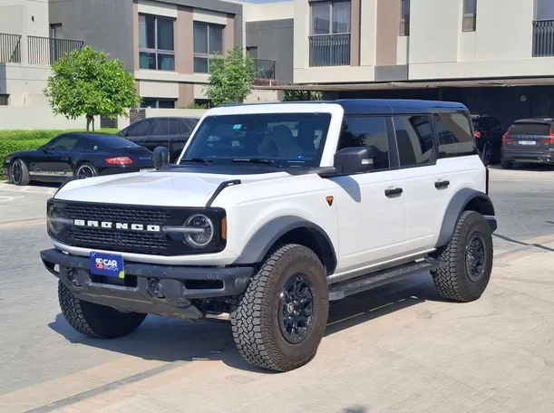 2025 Ford Bronco in Dubai