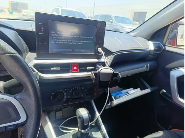 Car image 21