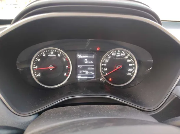 Car image 24