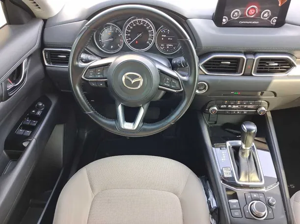 Car image 18