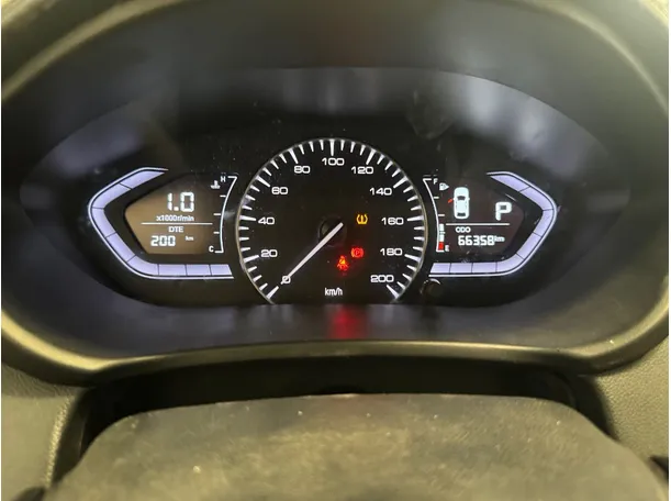 Car image 13