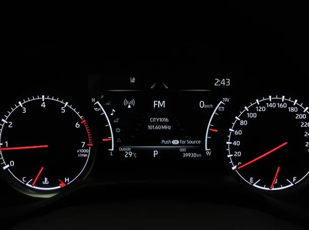 Car image 6