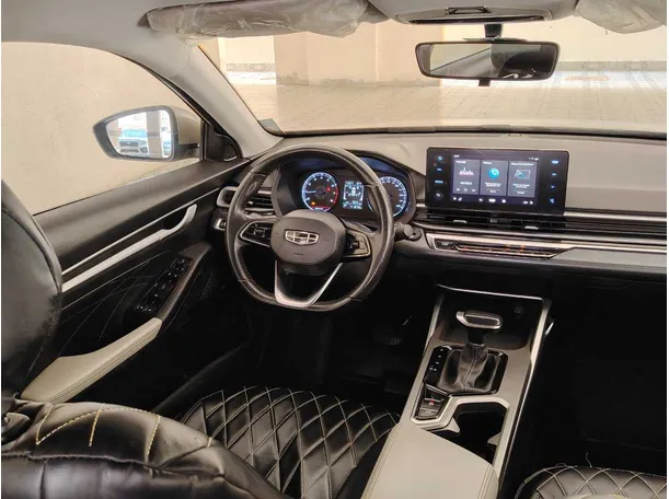Car image 20